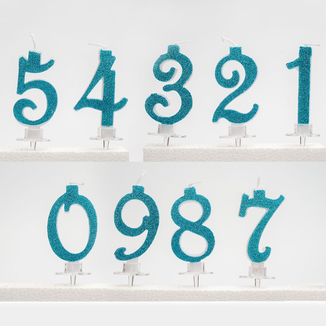 Lumanare albastra cu sclipici , cifra 0-9 , 6 cm